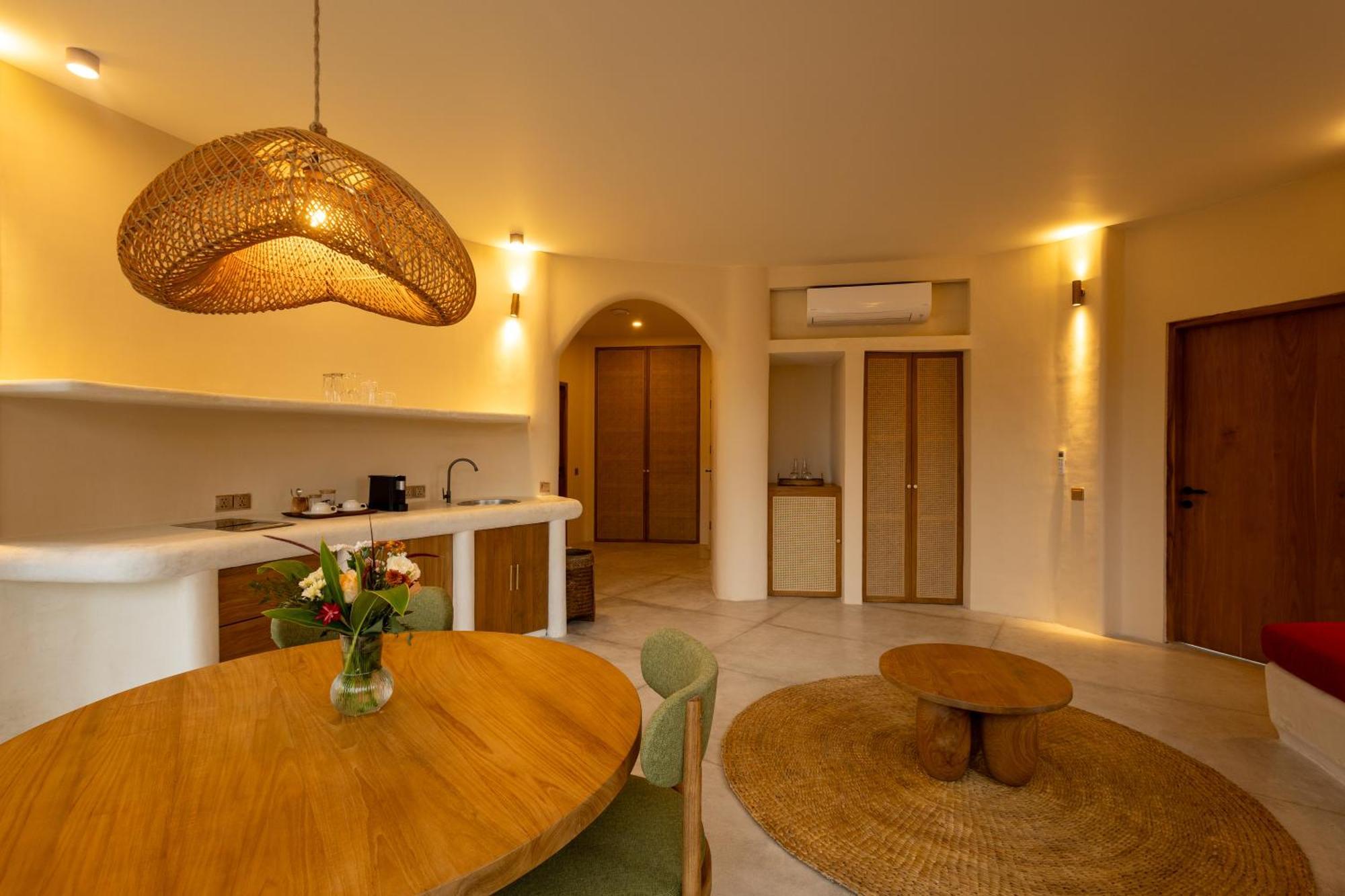 Nuanu Suites & Accommodations Tanah Lot Exteriör bild